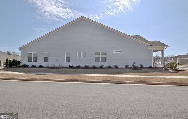 93 Club Cresswind Drive, Newnan, GA 30263