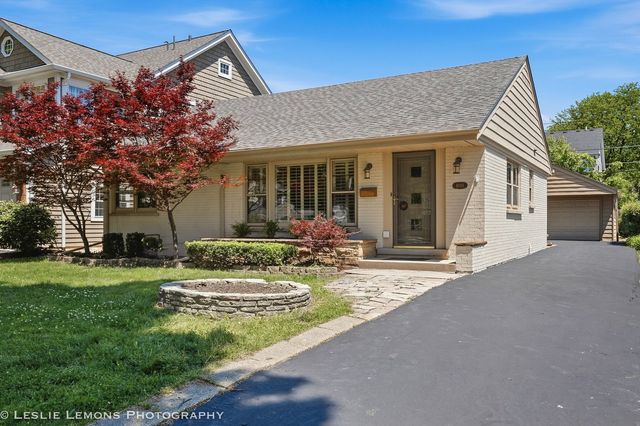 4089 Western Avenue, Western Springs, IL 60558