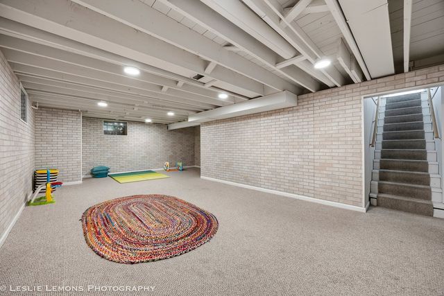 4089 Western Avenue, Western Springs, IL 60558