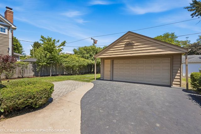 4089 Western Avenue, Western Springs, IL 60558