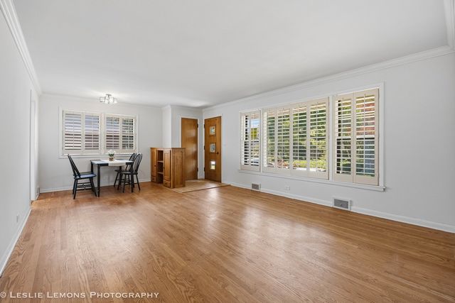 4089 Western Avenue, Western Springs, IL 60558