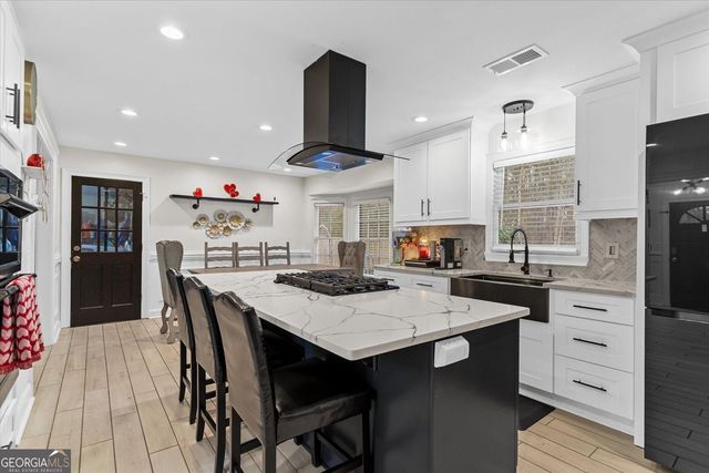 1515 Ridge Forest Lane, Grayson, GA 30017