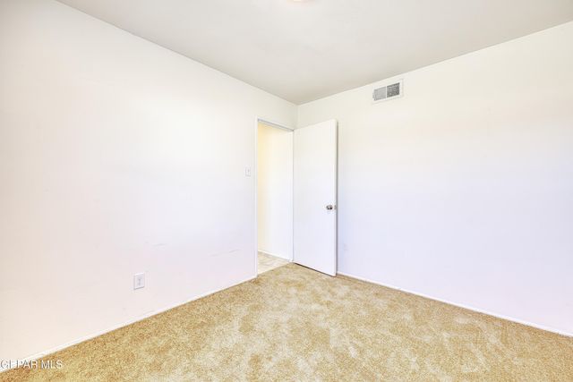 1104 ALASKA Street, El Paso, TX 79915