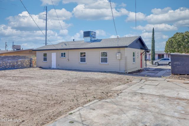 1104 ALASKA Street, El Paso, TX 79915