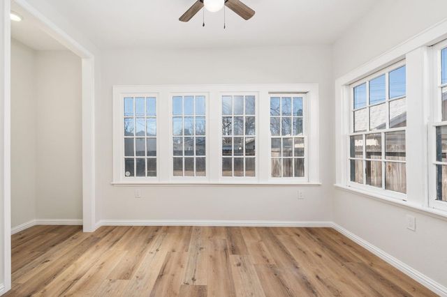 1457 N Poplar Avenue, Fresno, CA 93728