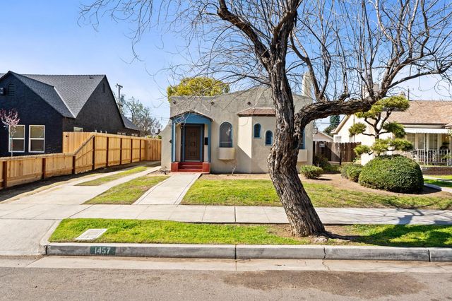 1457 N Poplar Avenue, Fresno, CA 93728