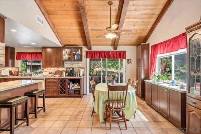 951 Beverly, Vista, CA 92084