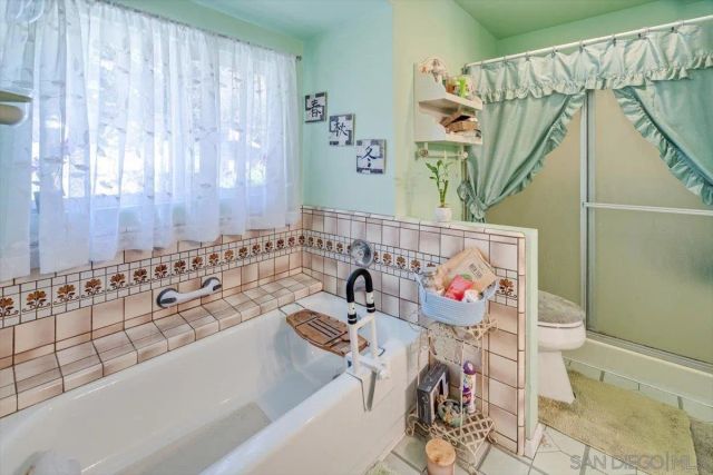 951 Beverly, Vista, CA 92084