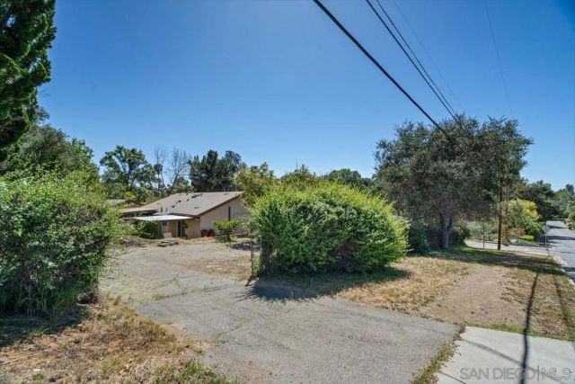 951 Beverly, Vista, CA 92084