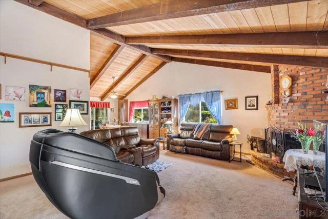 951 Beverly, Vista, CA 92084