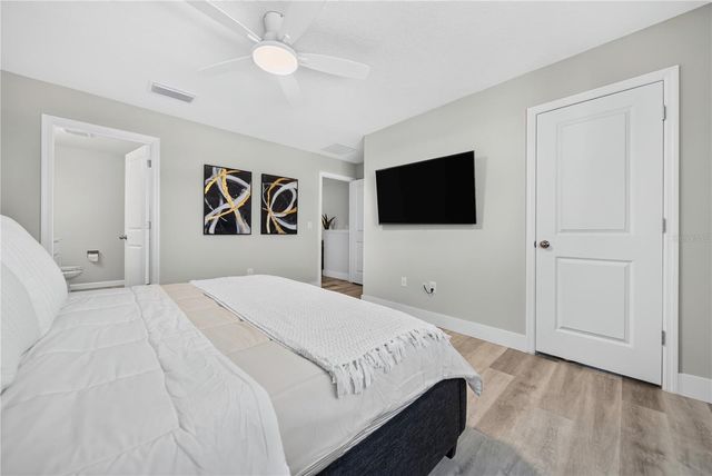 4176 CAMPSITE LOOP, Orlando, FL 32824