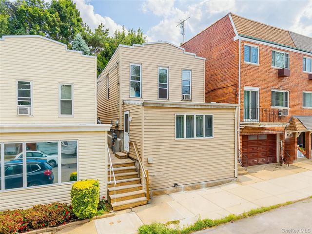 6628 52nd Drive, Maspeth, NY 11378