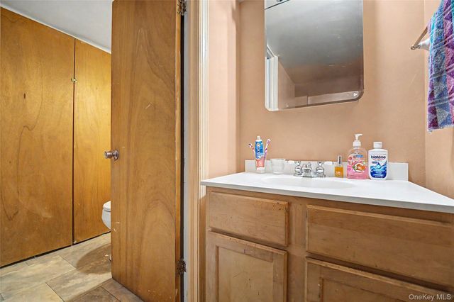 6628 52nd Drive, Maspeth, NY 11378