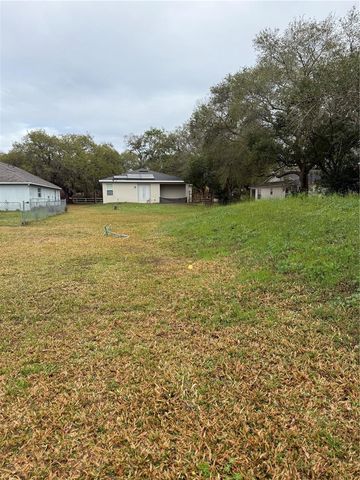 310 GRAPE AVENUE, St Cloud, FL 34769