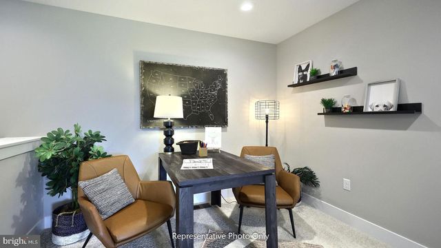 43 CANTERBURY LN, Annville, PA 17003