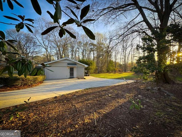 8774 Vansant Street, Douglasville, GA 30134