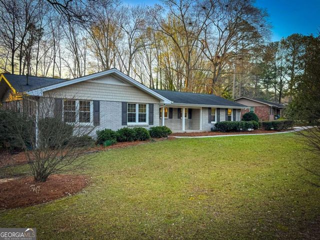 8774 Vansant Street, Douglasville, GA 30134