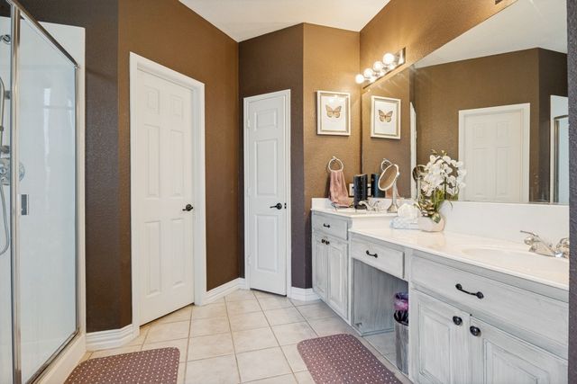 10017 Links Fairway Drive, Rowlett, TX 75089