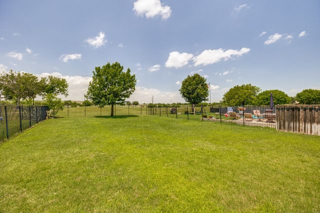10017 Links Fairway Drive, Rowlett, TX 75089