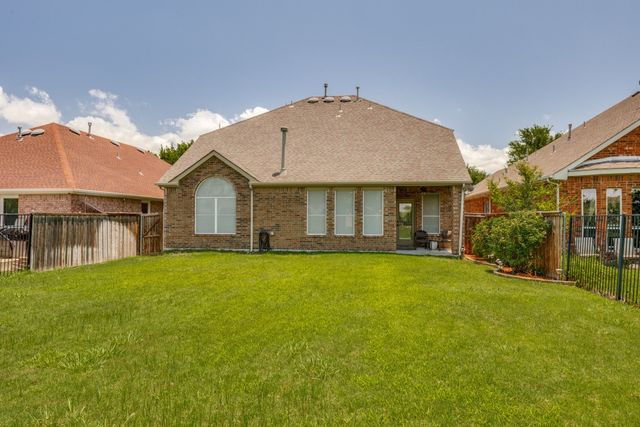 10017 Links Fairway Drive, Rowlett, TX 75089