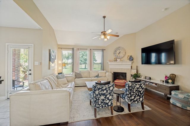 10017 Links Fairway Drive, Rowlett, TX 75089