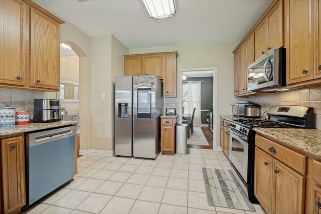 10017 Links Fairway Drive, Rowlett, TX 75089
