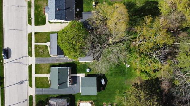 173 Walton AVENUE, Waukesha, WI 53186