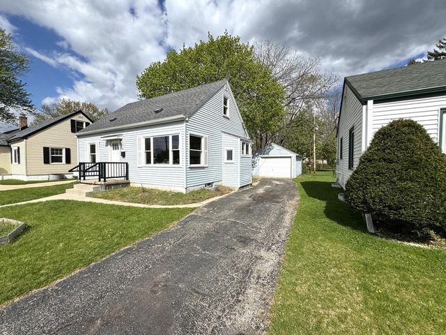 173 Walton AVENUE, Waukesha, WI 53186