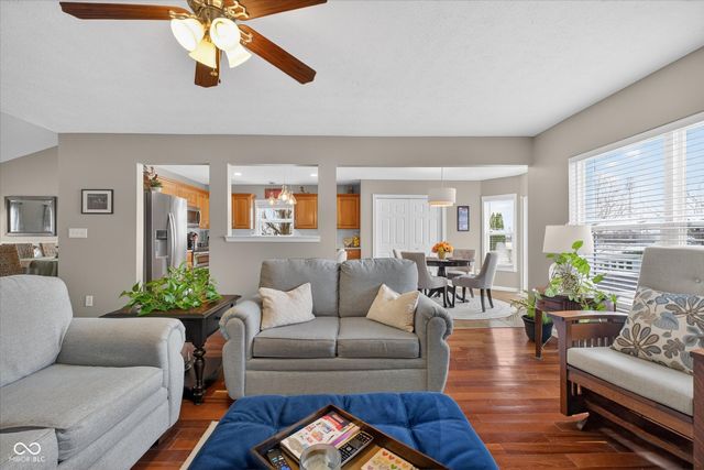 14098 Stonewood Place, Fishers, IN 46037