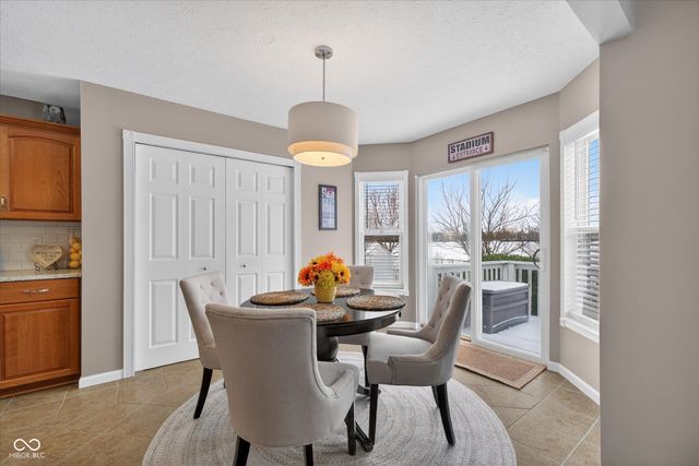 14098 Stonewood Place, Fishers, IN 46037