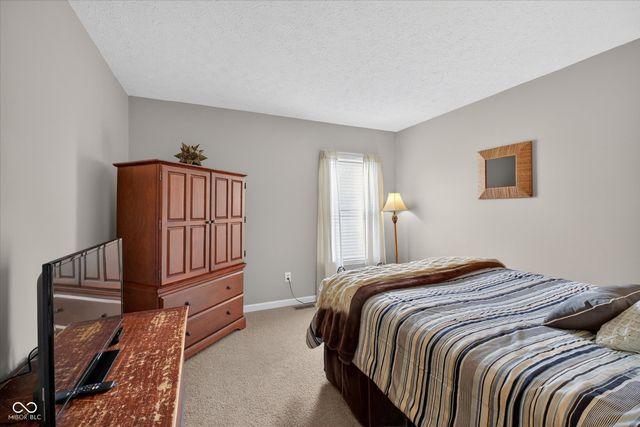 14098 Stonewood Place, Fishers, IN 46037