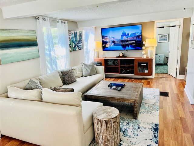 428 ORANGEWOOD DRIVE, Dunedin, FL 34698