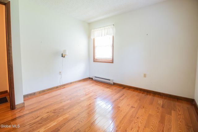 21 Helen Drive, Queensbury, NY 12804