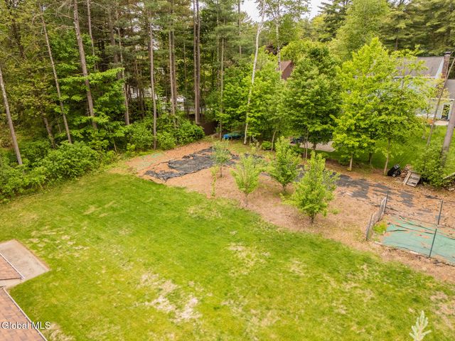 21 Helen Drive, Queensbury, NY 12804