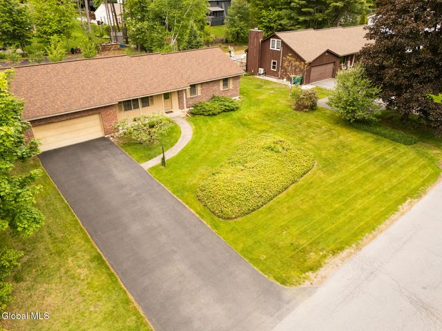 21 Helen Drive, Queensbury, NY 12804