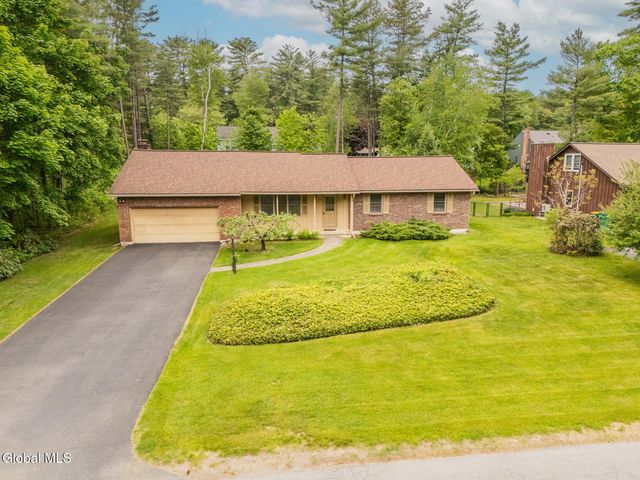 21 Helen Drive, Queensbury, NY 12804