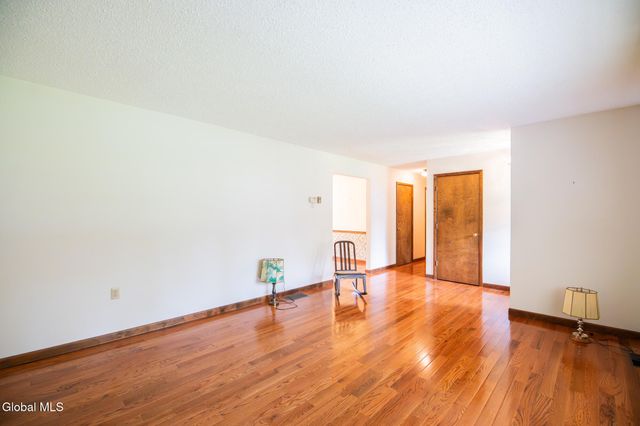 21 Helen Drive, Queensbury, NY 12804