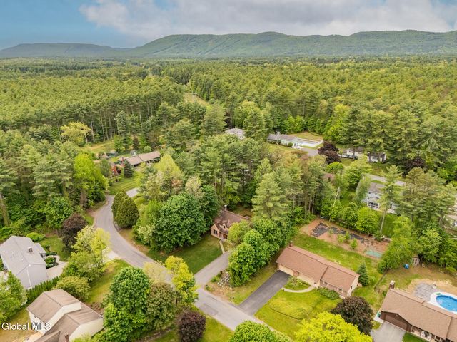 21 Helen Drive, Queensbury, NY 12804