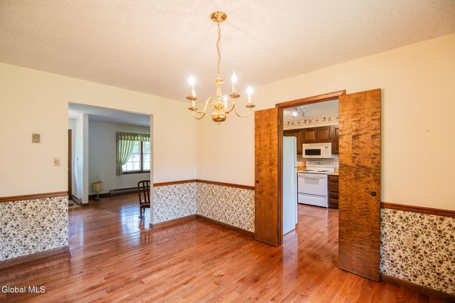 21 Helen Drive, Queensbury, NY 12804