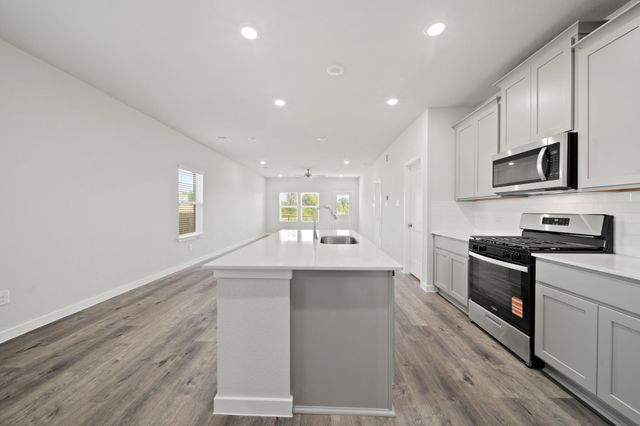 380 Long Branch Drive, Dayton, TX 77535