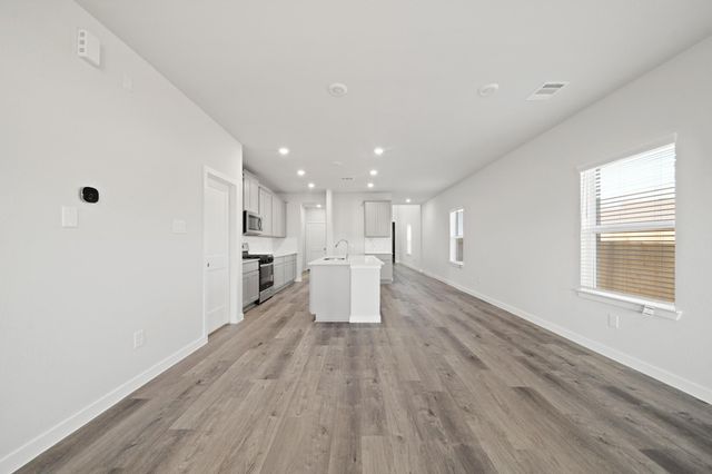 380 Long Branch Drive, Dayton, TX 77535
