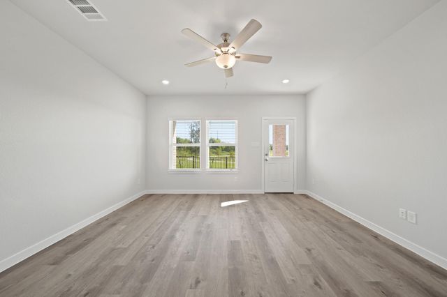 380 Long Branch Drive, Dayton, TX 77535