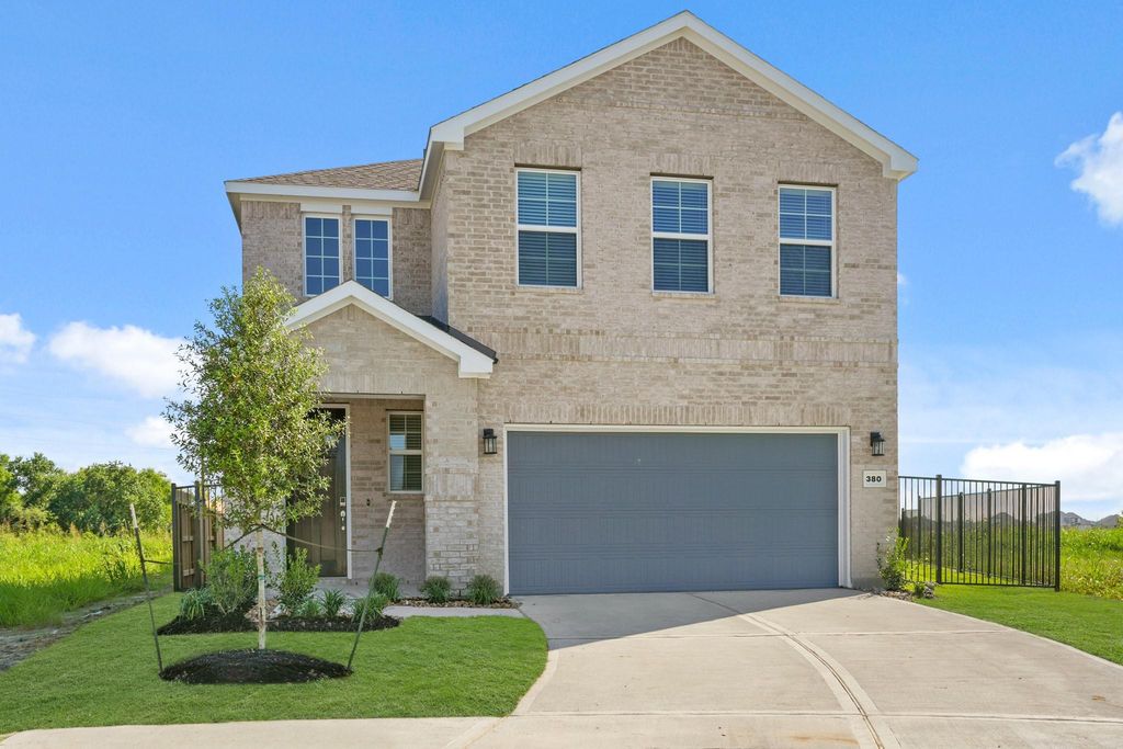 380 Long Branch Drive, Dayton, TX 77535