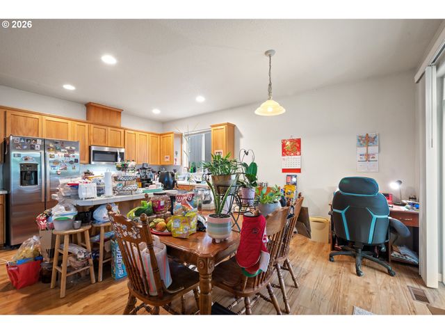 19230 Sw ROSEDALE Ct, Beaverton, OR 97007