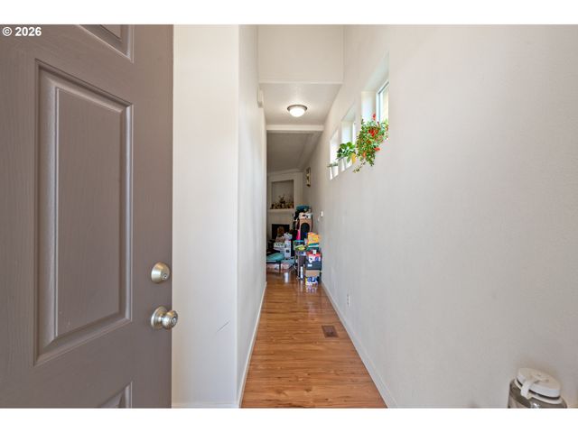 19230 Sw ROSEDALE Ct, Beaverton, OR 97007