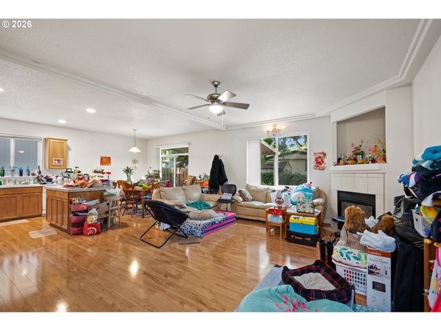 19230 Sw ROSEDALE Ct, Beaverton, OR 97007