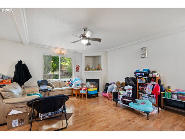 19230 Sw ROSEDALE Ct, Beaverton, OR 97007