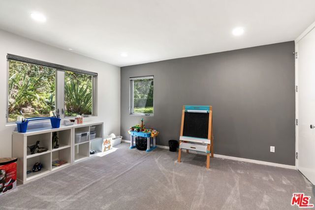 3371 Alana Drive, Sherman Oaks, CA 91403