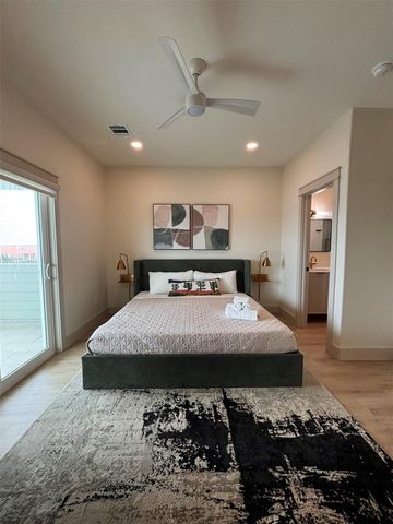 1998 Royalville Court, Crystal Beach, TX 77650