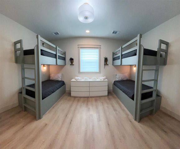 1998 Royalville Court, Crystal Beach, TX 77650